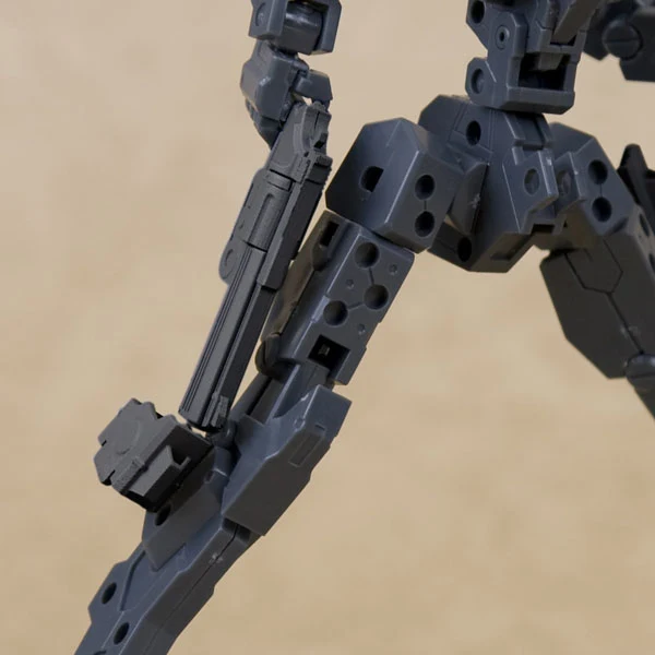 WEAPON UNIT24 HANDGUN - Image 3