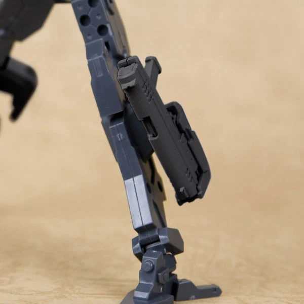 WEAPON UNIT24 HANDGUN - Image 7